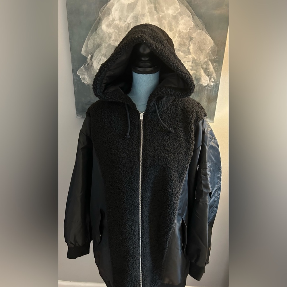 Oversized Fleece Patched Bomber Jacket ASOS Design Size XL/Size 14 GUC - Picture 5 of 9